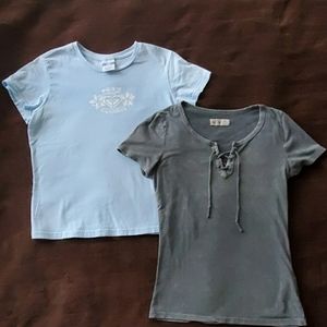 2 Cute Tops (Roxy and Hollister)